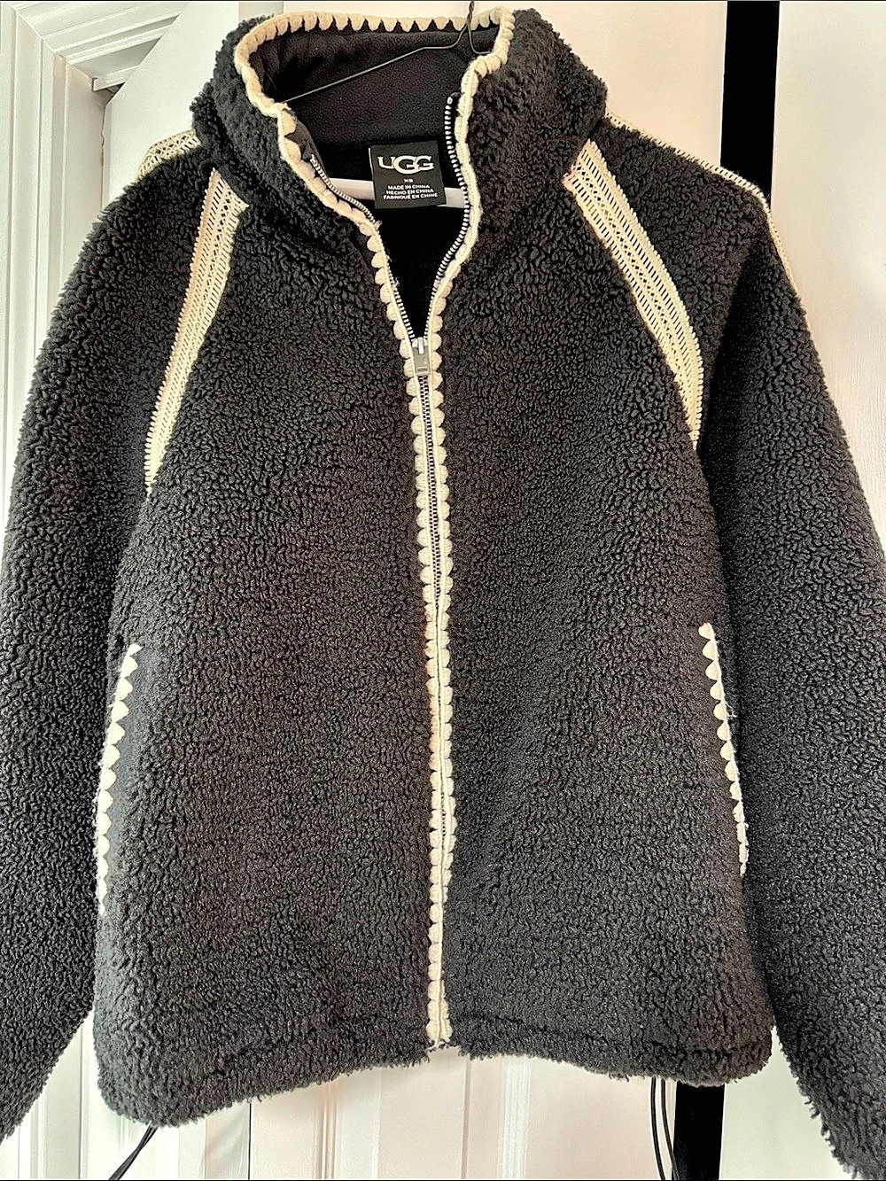 UGG Nikia Crochet UGGfluff Jacket Teddy Fleece Black XS